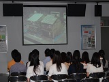 計測制御ロビー（施設紹介、実験映像による全体説明）